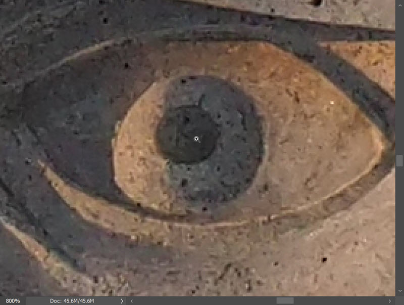 Image zoomed into 800%